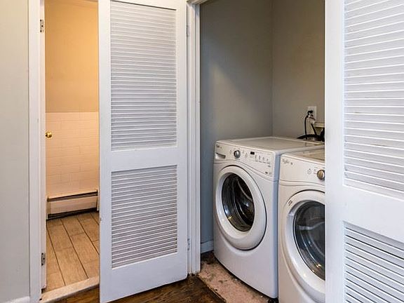 2_morgan_avenue_unit_2-11