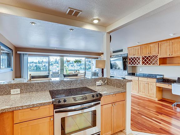 3rd image of 2929 76th Ave SE APT 207