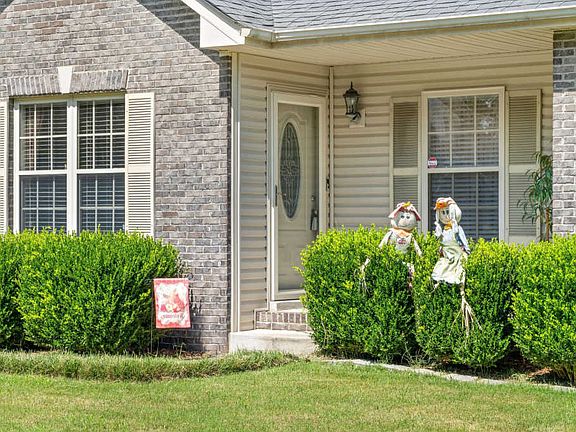 3rd image of 660 Wolfchase Ct