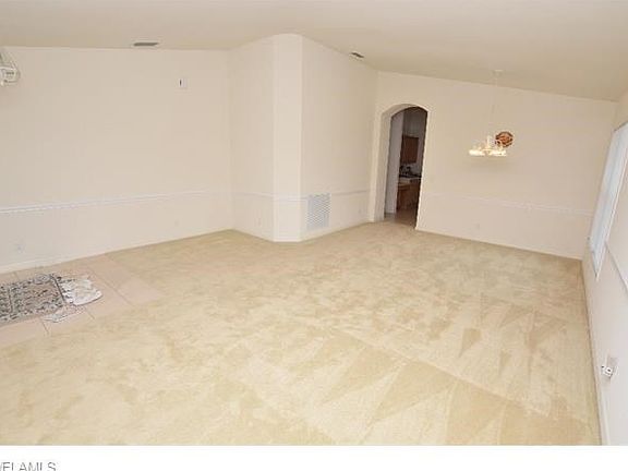 4th image of 2785 Amberwood Ct
