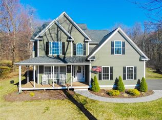 192 W Chippens Hill Rd, Burlington, CT 06013