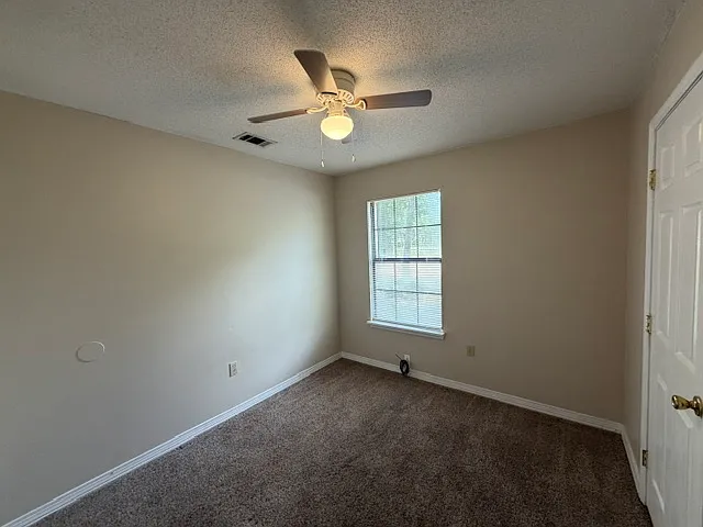 501 E Robinson Ave — Photo 10