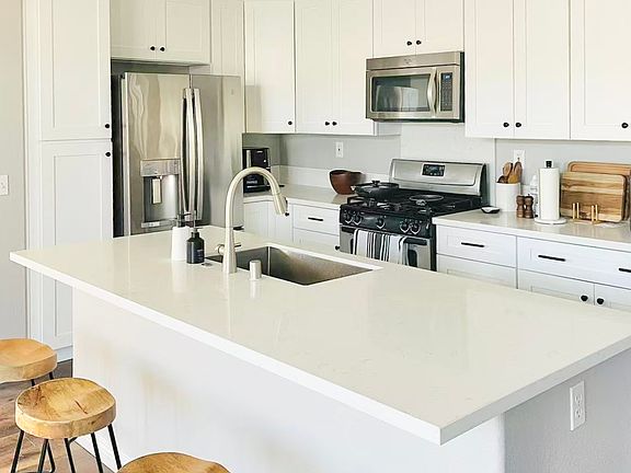 2nd image of 10918 Ivy Hill Dr Unit 3