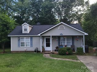 3200 Atlas Dr, Charlotte, NC 28269