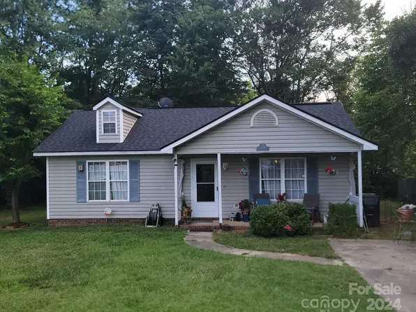 3200 Atlas Dr, Charlotte, NC 28269