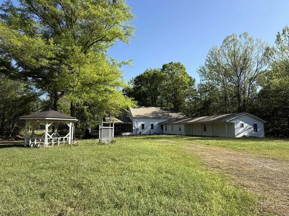 3489 White Apple Rd SW, Roxie, MS 39661