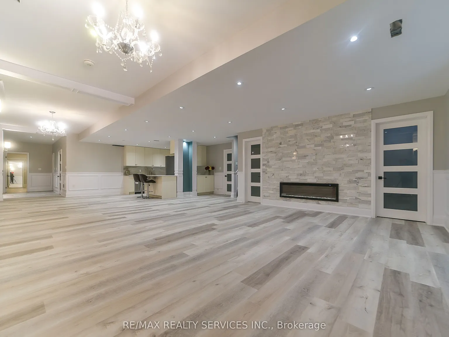 2 bed, $2,350 — Photo 3