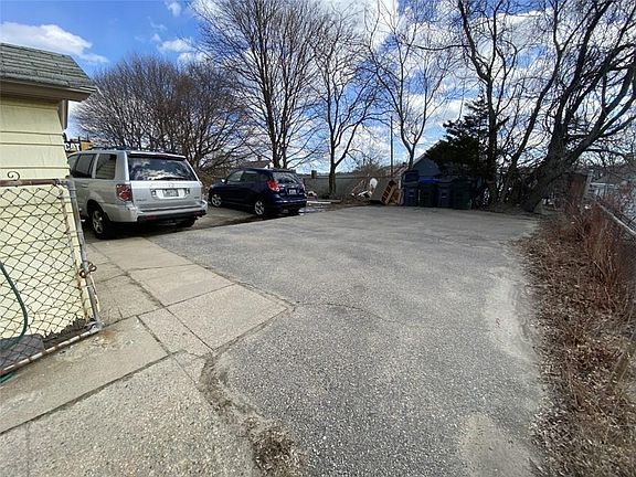 3rd image of 57 Marietta St