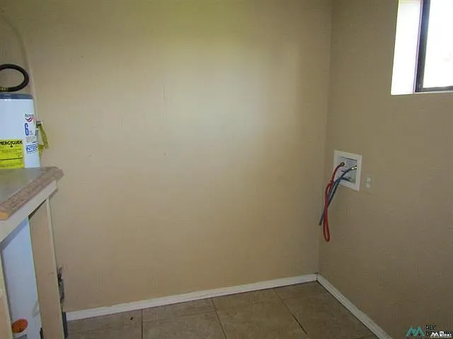 1302 W Briscoe Ave — Photo 6