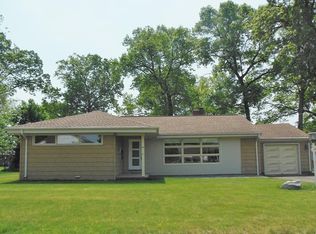 47 Oakridge St, Ludlow, MA 01056