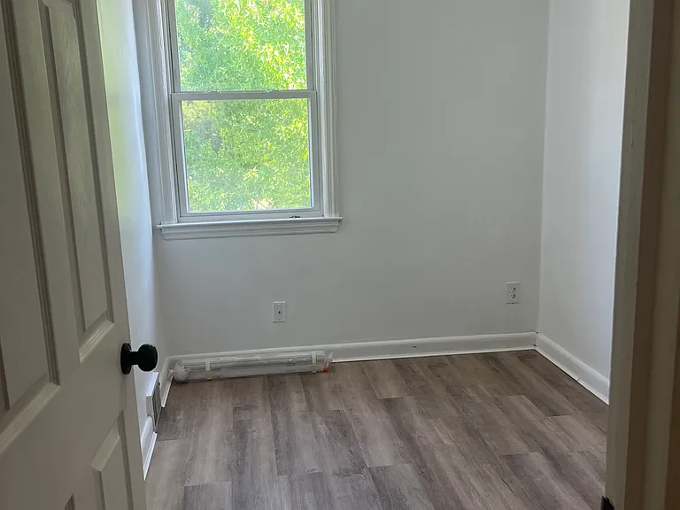 152 Madison Dr — Photo 5