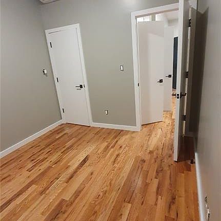 4th image of 1230 College Ave