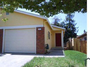 2214 Leland Ct, Pittsburg, CA 94565