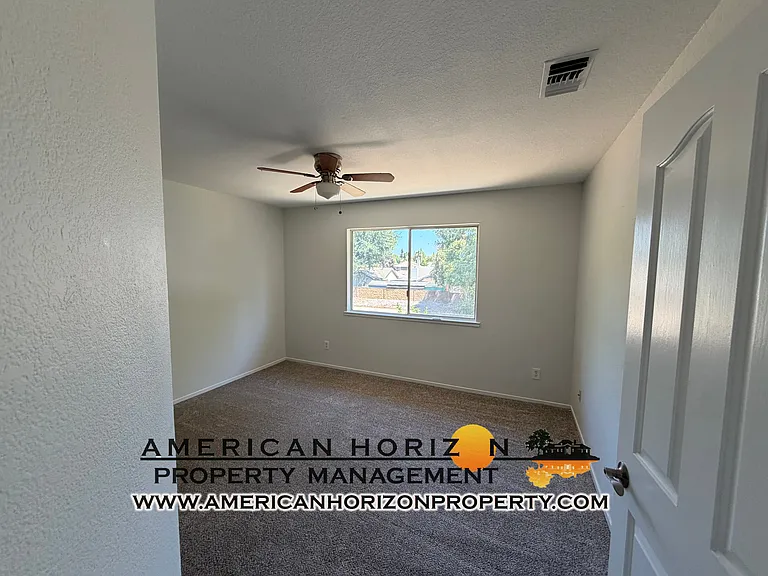 4709 Acclaro Ct — Photo 14
