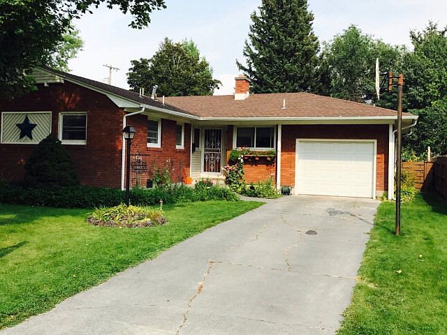 1st image of 1075 Stanger Ave