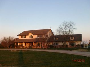 8400 Valk Rd, Oakdale, CA 95361