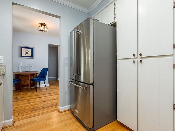 5th image of 2966 S Columbus St #3249