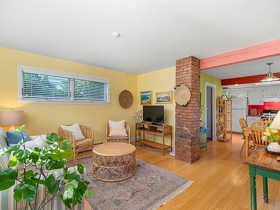 5th image of 7 Norwood Ct