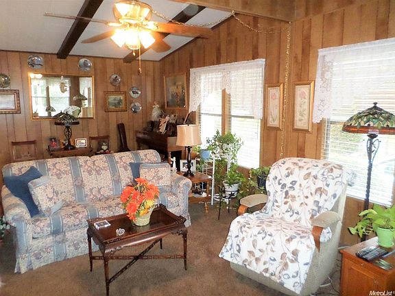 2nd image of 347 Sierra Vista Dr