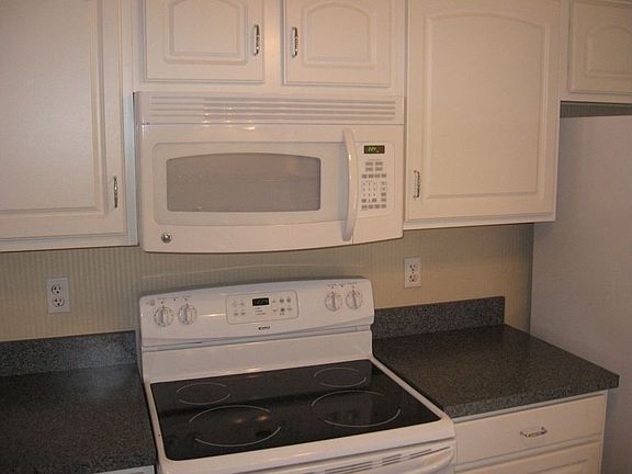 Kitchen cabinets, appliances