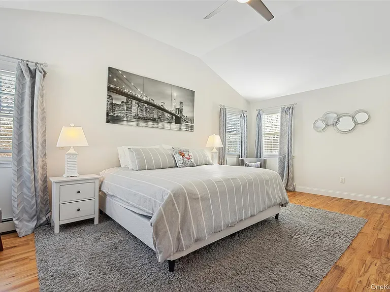 144 Manor Ln — Photo 14