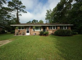 812 N Hickory St, Summerville, SC 29483