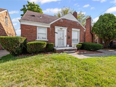 17600 Westmoreland Rd, Detroit, MI, 48219