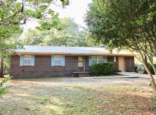 1323 N 20th St, Defuniak Springs, FL 32433