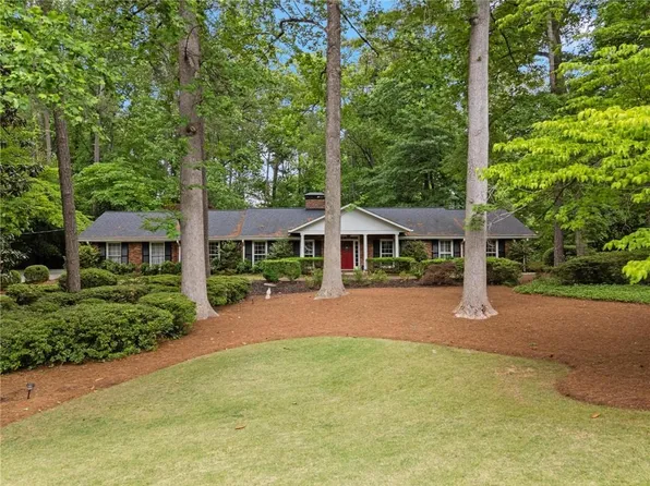 515 Kenbrook Dr, Sandy Springs, GA 30327