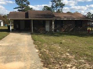 310 Oak Dr, Jesup, GA 31545