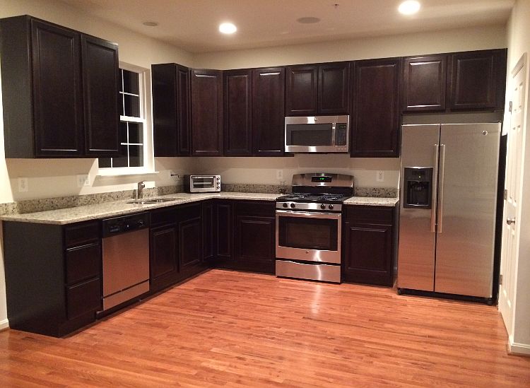 upgraded cabinets & app's
