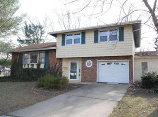 901 Orlando Rd, Cherry Hill, NJ 08034