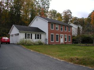 19 Ironmaster Rd, Drums, PA 18222