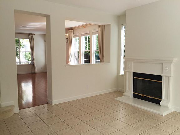 3rd image of 1286 Mirabeau Ct