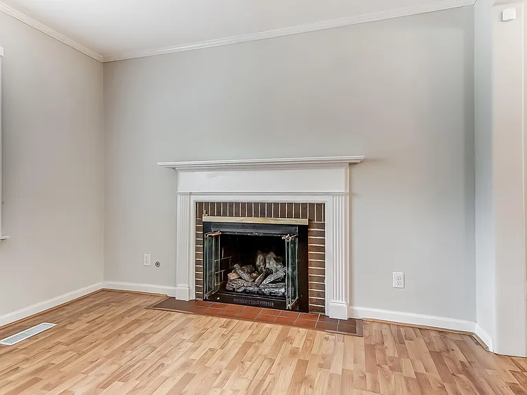 71 Lucas Dr — Photo 13