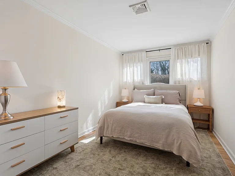 16 Harbor Dr — Photo 11
