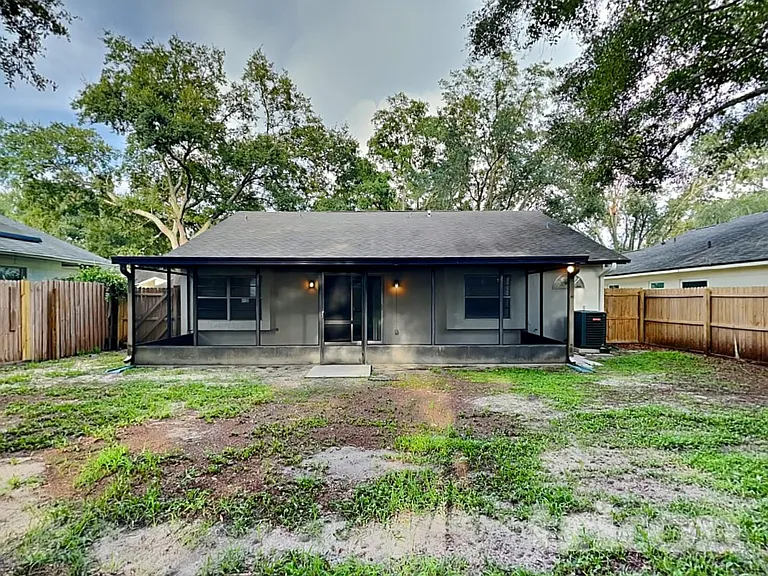 1765 Tinsmith Cir — Photo 16