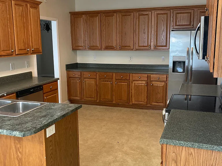 137 Havelock Cir — Photo 14