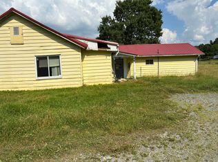 265 Old Pike Rd, Smoot, WV 24977