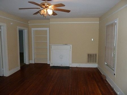 2nd image of 514 Spring St