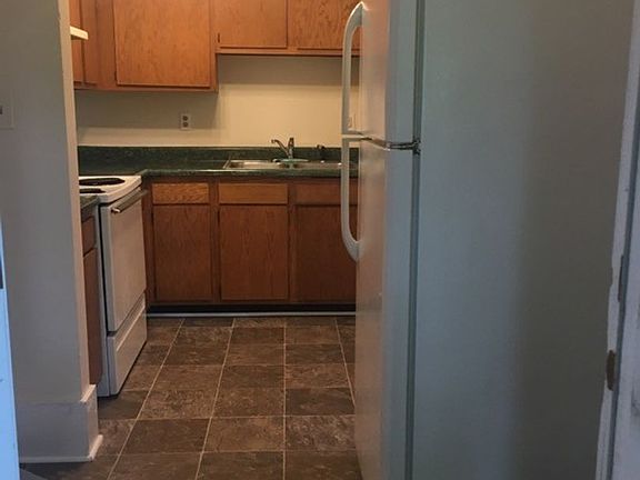 2nd image of 1239 S Brook St APT 4