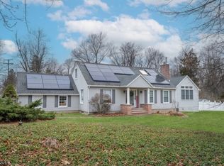 15 Fox Ridge Rd, Sparta, NJ 07871