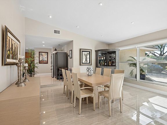 4th image of 1078 NW 96th Avenue