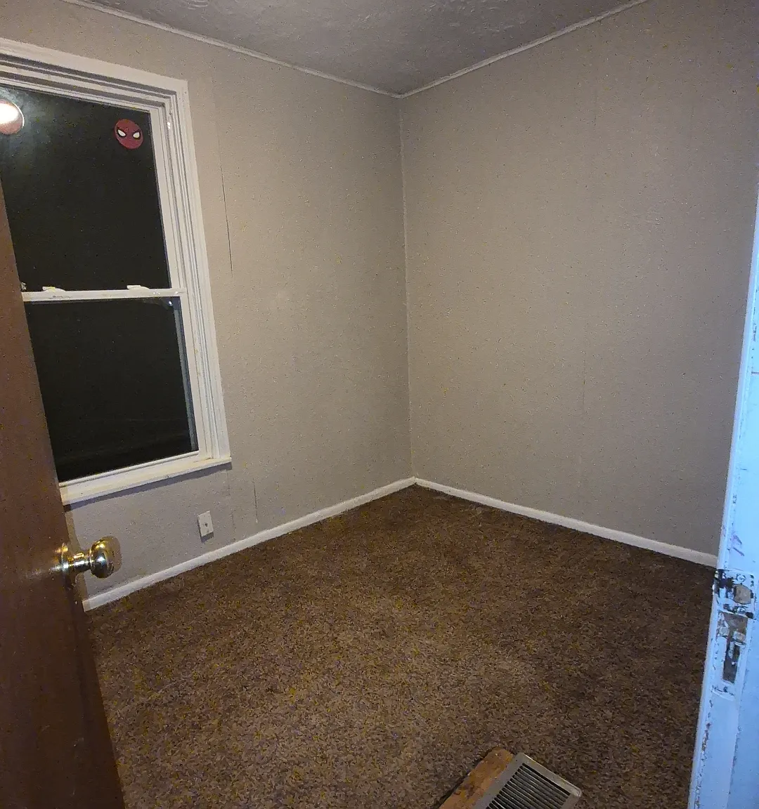 2 bed, 975 sqft, $1,100 — Photo 3