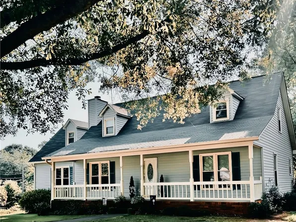 901 Tripp St, Williamston, SC 29697