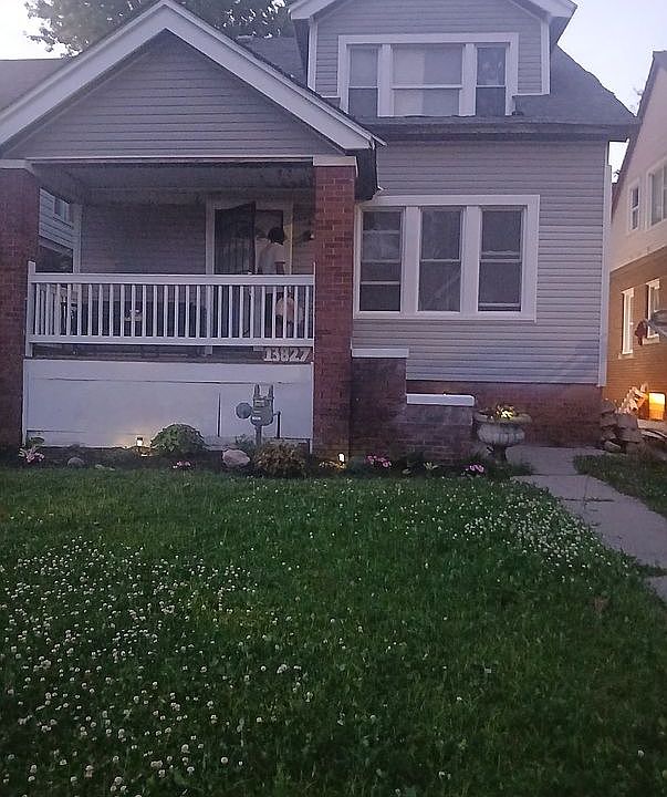 1st image of 13827 Saratoga St