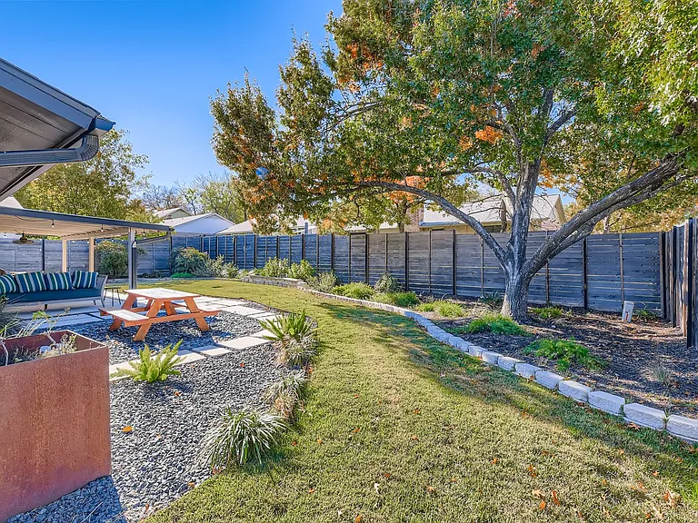 2819 Nordham Dr — Photo 21