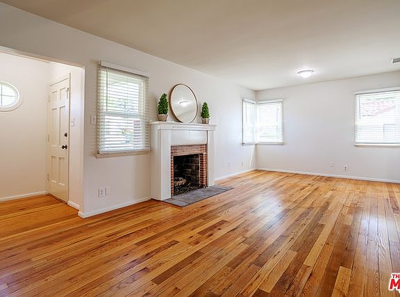 5th image of 1742 New York Dr