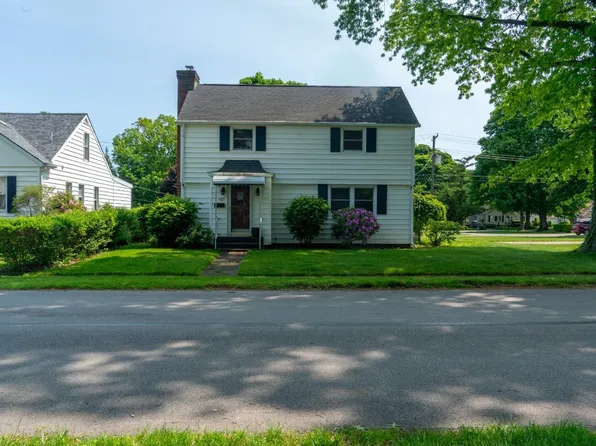 937 Montpelier Ave, Erie, PA 16505