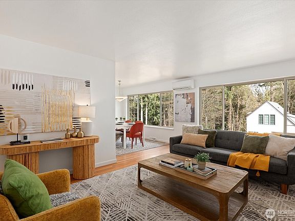 5th image of 12522 22nd Avenue NE